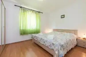 Rooms Hodanić, Крк