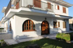 Gloria Apartament, Кэн Пикафорт