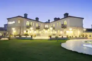 Triangulo Hotel, Алачати