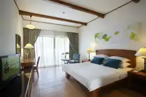 Woodlands Hotel and Resort Pattaya, Паттайя