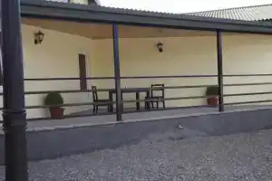 Hotel «Emocia», Натахтари