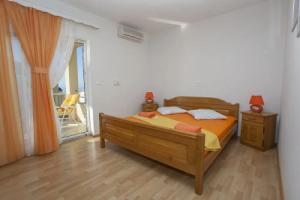 Apartment Almera N6, Макарска