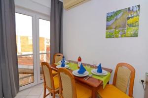 Zora - Garden Terrace and Grill - A4, Pirovac