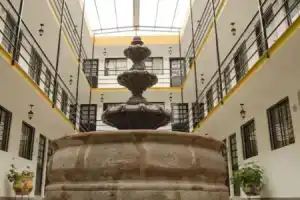 Cinco de Mayo Hotel, Керетаро