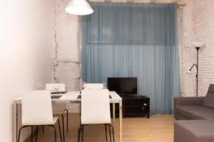 Beautiful 2-bedroom Flat In The City Center, Барселона