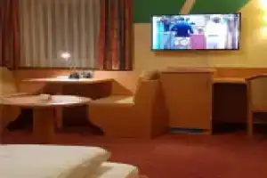Hotel «-Restaurant Fröhlich», Кайзерслаутерн