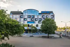 Отель «Park Inn by Radisson Danube Bratislava», Братислава