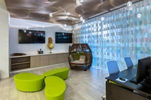 Отель «TownePlace Suites by Marriott Orlando at SeaWorld», Орландо