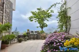 Dali Cangwu Huaqi Seaview Homestay, Дали