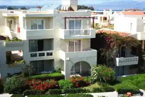 Santa Helena Beach Resort, Платаньяс