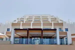 db Seabank Resort + Spa All Inclusive, Мелиха