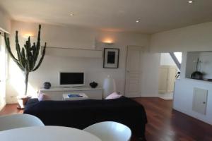 Mini Loft Cassis Jacuzzi bord de mer, Каси