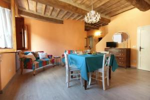 Casina di Elena - Deluxe Romantic Apartment San Gimignano, Сан-Джиминьяно