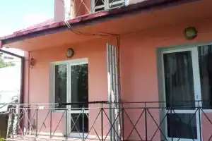 Marina Guest House, Гори
