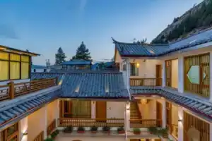 Floral Hotel · Rushuang Courtyard Lijiang, Лицзян