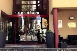 Hotel «Maxim», Болонья