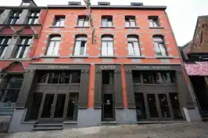 Hôtel L'Olivier, Монс