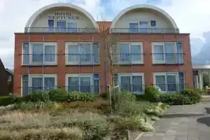 Hotel «Neptunus», Эгмонд Аан Зее