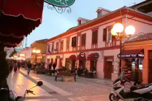 Hotel «Carmen», Шкодер