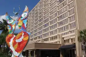 Отель «The Barrymore Riverwalk», Тампа