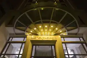 Apus Hotel, Нячанг