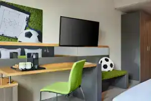 Lindner Hotel BayArena, Леверкузен