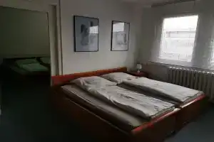 Pension am Messegelände, Магдебург