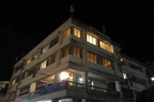 Milano Inn, Нувара-Элия
