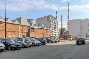 Lumina apart near Muzeum Włókiennictwa, Лодзь