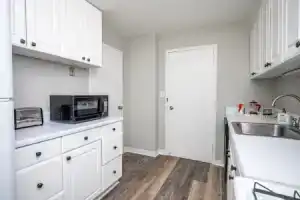 ATL Downtown 2B Condo with Free Parking, Атланта