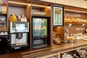 b&b Hotel SaarbrüCken-Hbf, Саарбрюккен
