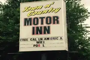 Отель «Town'n Country Motor Inn», Лимингтон