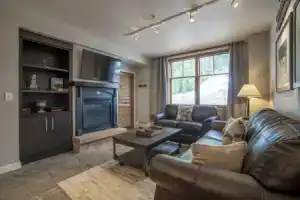 Zephyr Mountain Lodge, Condo | Remodeled w/ Ski Slope View (Select-Rated Condo 1509), Винтер-Парк