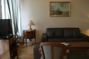 C.J.1 Brussels Apartments, Брюссель