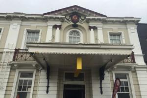 Grand Hotel, Whangarei, Фангареи