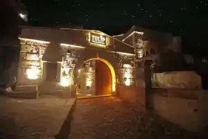 Отель «Tulip Cave Suites», Гёреме