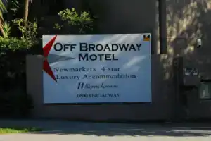 Мотель «Off Broadway», Окленд