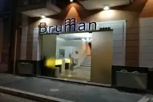 Hotel Bruman Caserta, Казерта