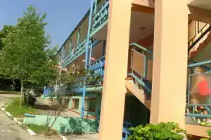 Hotel «Svetlina», Китен