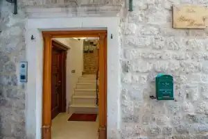 Апартаменты «Wine House Old Town», Котор