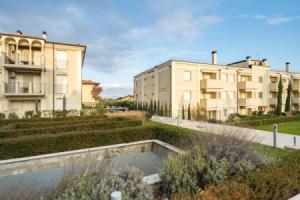 PooL - Relais Fasanella - by Host4U, Тосколано-Мадерно