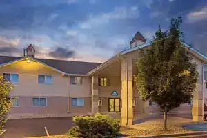 Отель «Days Inn by Wyndham Colorado Springs Airport», Колорадо-Спрингс