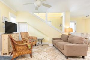 Sisters in the Sand by Tybee Vacation Rentals, Тиби-Айленд