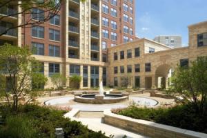 Bluebird Suites in Crystal City, Вашингтон
