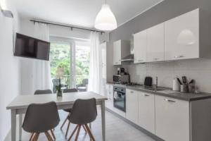 House 103 Rent Apartment, Капо д'Орландо