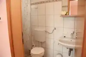 Savija Becici Rooms, Бечичи