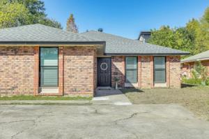1 Mi to Lsu, Tiger Stadium! Lovely Home w/ Parking, Батон-Руж