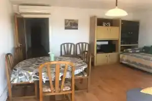 Apartamento Napoli, Салоу