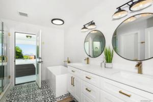 The California III - Stunning Mission Hills Duplex, Сан-Диего