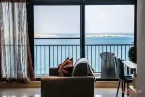 Stunning Seaviews Prime Location Lovely Home, Сент-Полс-Бэй